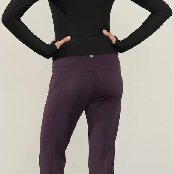 Athleta Rainier mid rise jogger burgundy size Medium - Picture 2 of 12